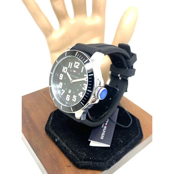 Tommy Hilfiger Men's Watch 1791661 Quartz Blue Dial Black Rubber Strap 46mm - Picture 2 of 14